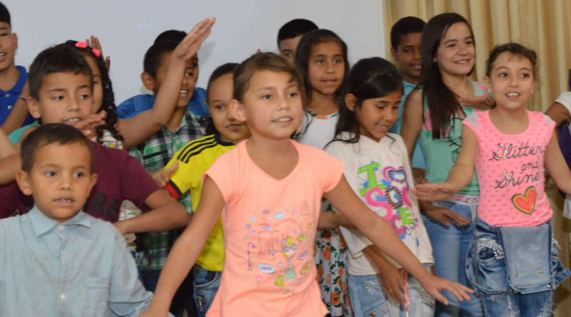 presentacion de niños – Iglesia Centro Ágape